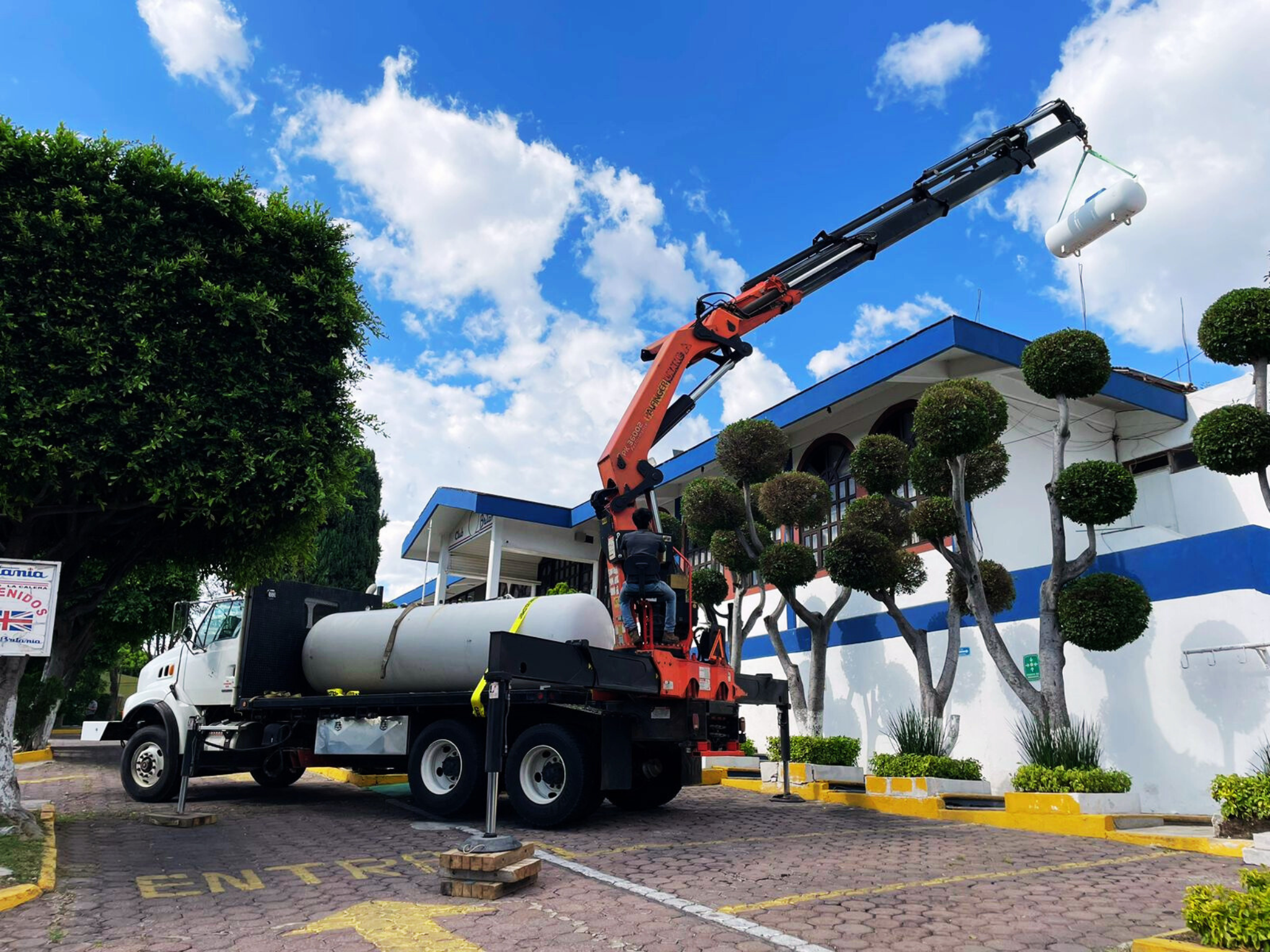 Elevación de tanque estacionario por Marin
